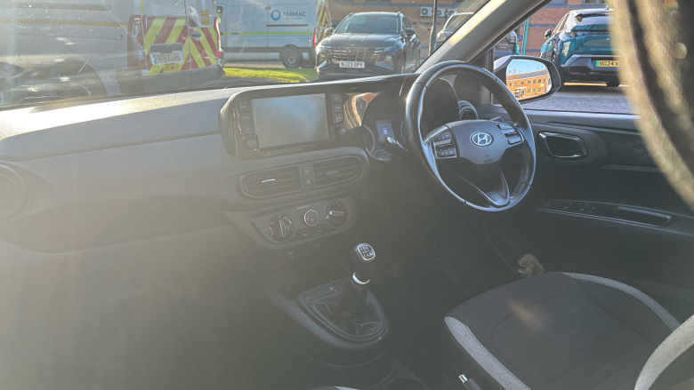 Hyundai i10 1.0 MPi SE Connect 5dr Petrol Hatchback